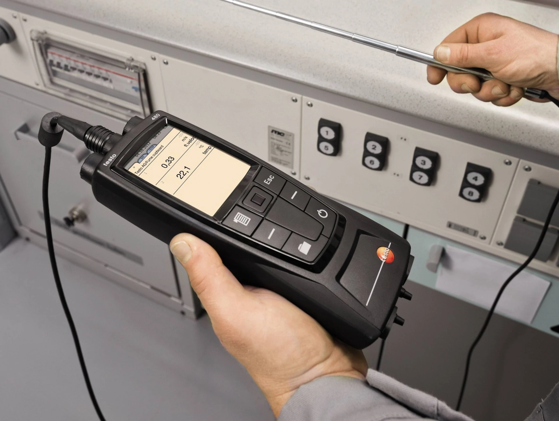 Vegyifülkék és vegyszertároló szekrények vizsgálata - Omega Labor System Kft.